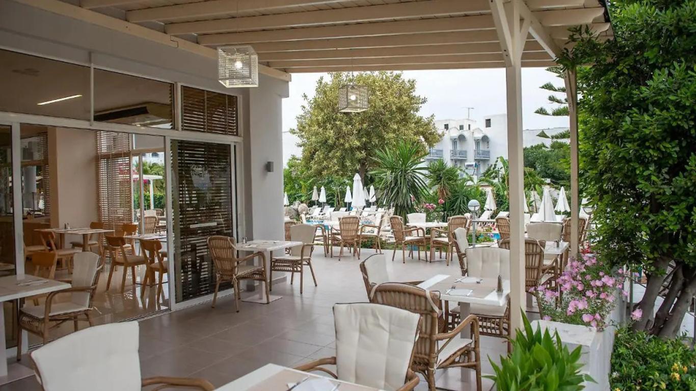 Palm Beach Hotel - Adults only