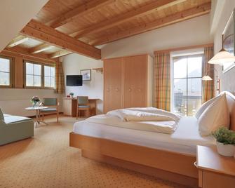 Hotel Stern - Ehrwald - Bedroom