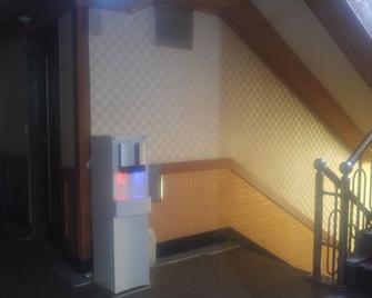 Samcheonpo Grand Motel - Sacheon - Escaleras