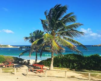 Holiday Discounts!! Panoramic Sea Views! Luxury, Pool, Overlooks Jolly Harbour - Jolly Harbour - Beach