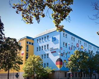 Haus International Hostel - Múnich - Edificio