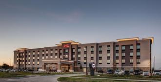 Hampton Inn & Suites-Wichita/Airport, KS - Wichita