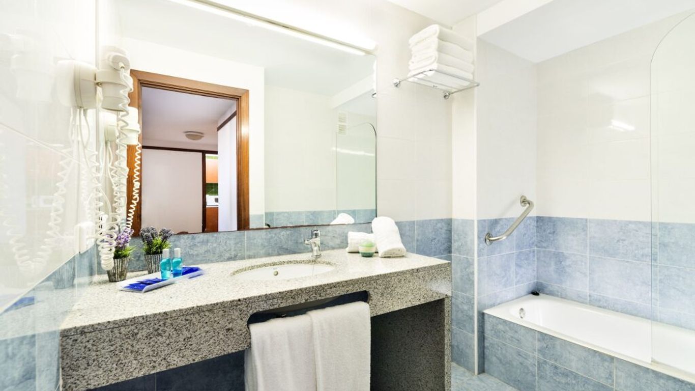 Aparthotel Costa Encantada