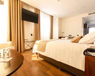 Hotel Mitru Sur - La Paz - Schlafzimmer
