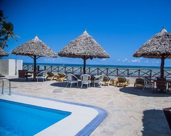 Sheratton Beach Villagio - Момбаса - Басейн