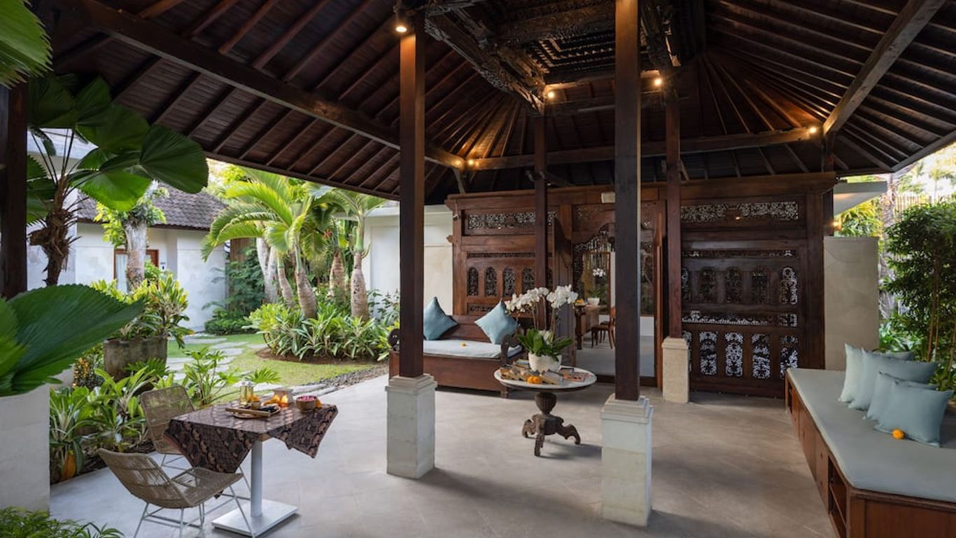 Tapa Tepi Kali Canggu