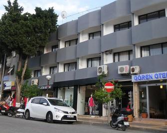 Goren Hotel - צזמה - בניין