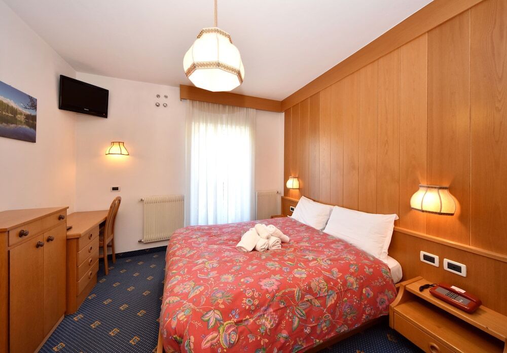 Al Piccolo Hotel - ויגו די פאסה - חדר שינה