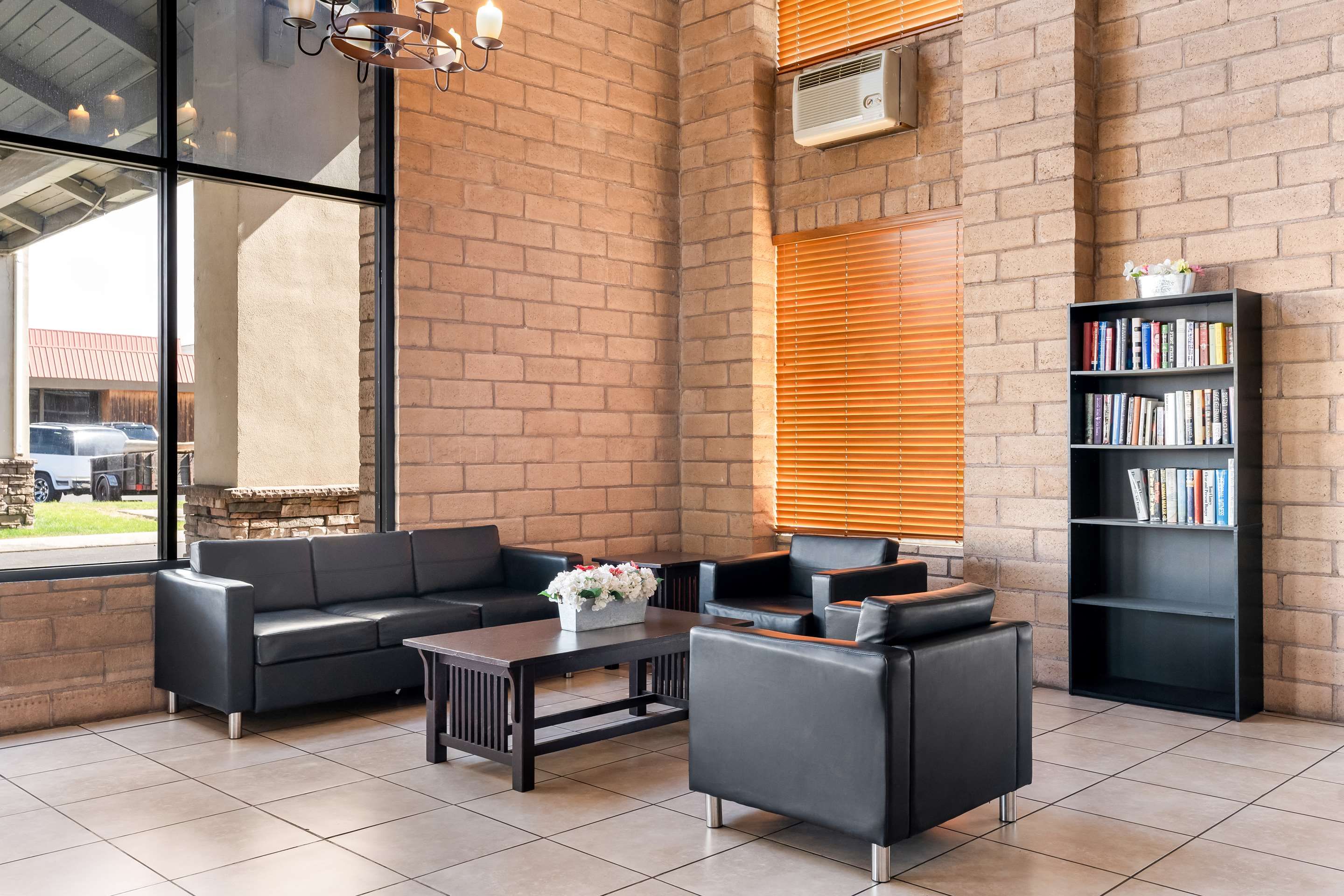 Americas Best Value Inn Yakima - יוניון גאפ - טרקלין