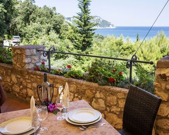 Hotel Internazionale - Portonovo