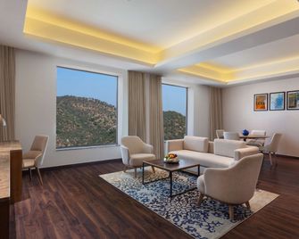 Doubletree By Hilton Jaipur Amer - ג'איפור - סלון