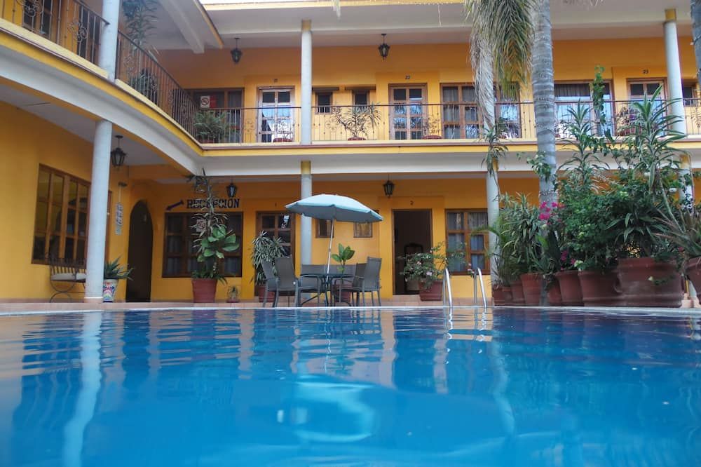 هوتل بلازا ديل سول - Malinalco - حوض السباحة