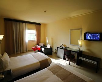 Elysees Dream Beach Hotel-by Amarina Hotels & Resorts - Hurghada - Slaapkamer