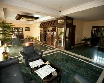 Hotel Royal Century - Bharatpur - Lobby