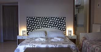 Malie Guest House - Foggia - Schlafzimmer