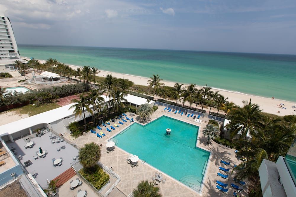 Sherry Frontenac Oceanfront - Miami Beach - Piscina