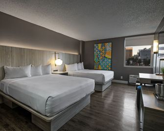 Oasis at Gold Spike - Las Vegas