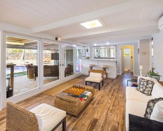 Perfect Kailua Vacation at Ka Hale Lai-House of Serenity-pool and spa. - Kailua - Sala de estar