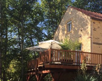 Périgourdine House In A Beautiful Estate With Swimming Pool In The Heart Of Périgord - Le Buisson-de-Cadouin - Bâtiment