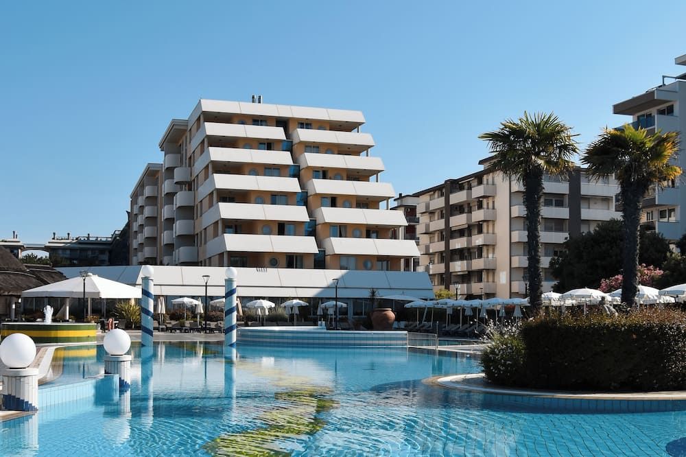 Aparthotel Holiday - Bibione