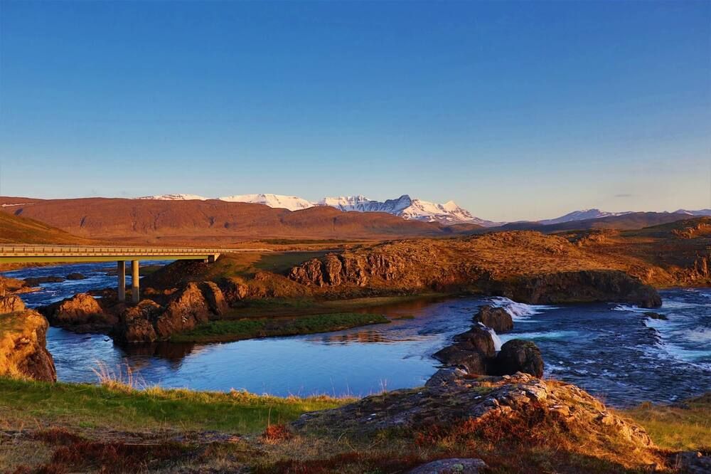 فوساتون صنسيت كوتيدج