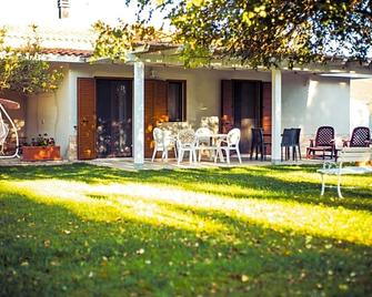 The Vineyards - Santa Maria la Palma - Patio