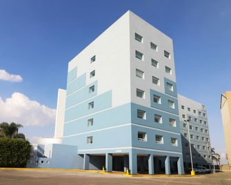 Holiday Inn Express San Luis Potosi By IHG - San Luis Potosí - Bangunan
