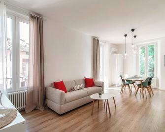 Dolce - Como - Living room