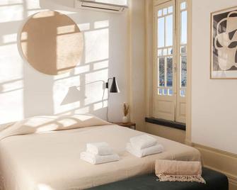 Viva Alameda Suites - River Guest House - Oporto - Habitación