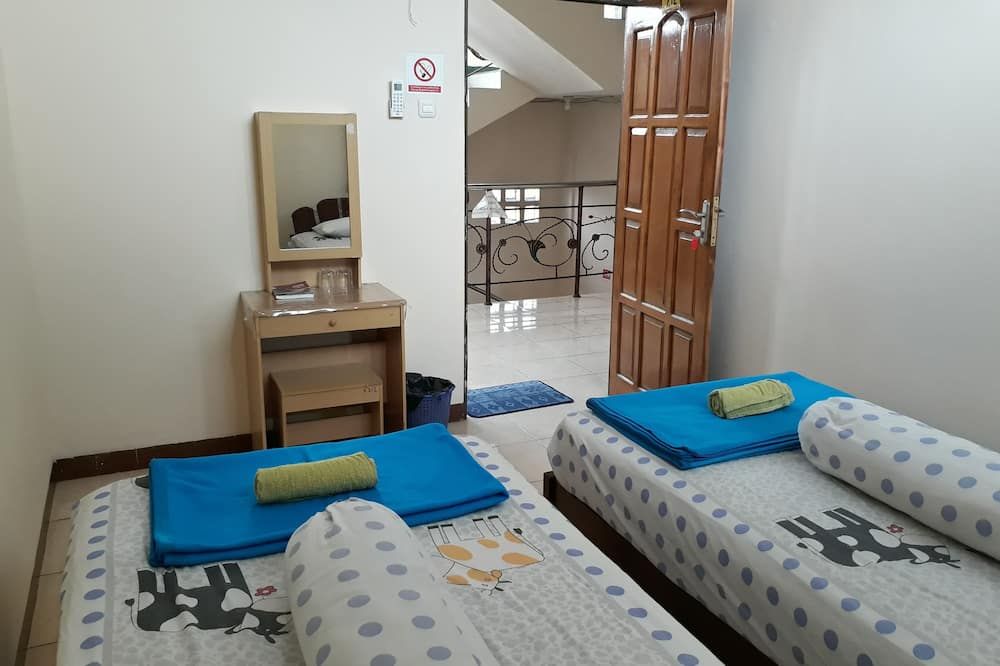 Imam Bonjol Hostel - סמראנג - חדר שינה