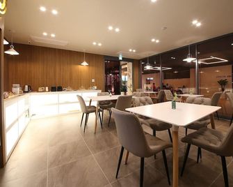 Brown Dot Hotel Sinan - Gwangju - Restaurant