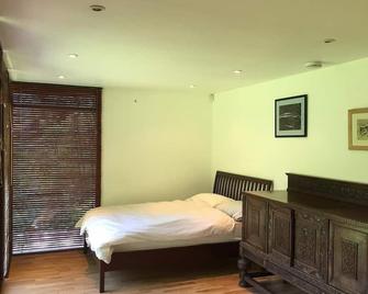 The Studio - London - Bedroom