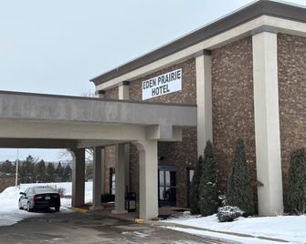 Holiday Inn Express & Suites Eden Prairie - Minneapolis By IHG - Eden Prairie - Building