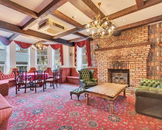 White Waters Hotel - Llangollen - Salónek