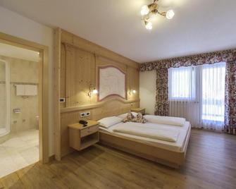 Hotel Vajolet - San Cassiano/St. Kassian - Habitación