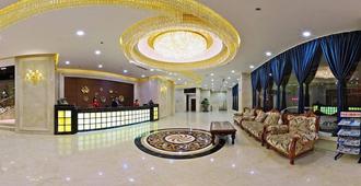 Dandong Riverside International Hotel - Dandong - Lobby