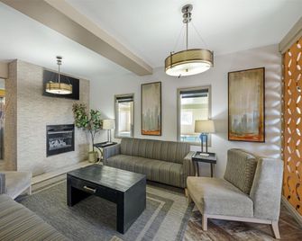 Best Western Plus The Four Corners Inn - Farmington - Lobi