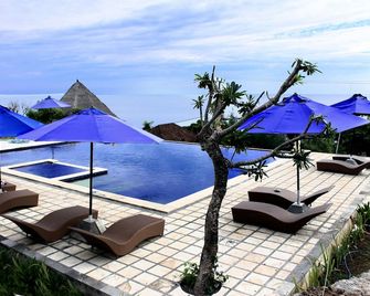 Bali Bhuana Villas - Abang - Piscina