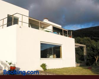 Casa da Ribeira - Lajes do Pico - Building