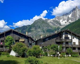 Studio Champraz-14 by Interhome - Chamonix-Mont-Blanc - Clădire
