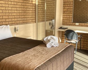 Fountain View Motel - Dubbo - Bedroom