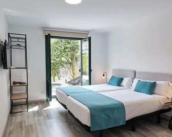 Hotel Pombal Rooms - סנטיאגו דה קומפוסטלה - חדר שינה