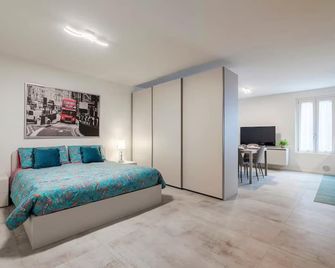 Essenza Moderna - Centro & Relax - Brescia - Schlafzimmer