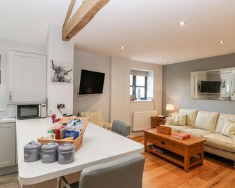 แดรี่ กริมสดิช - Knutsford - ห้องนั่งเล่น