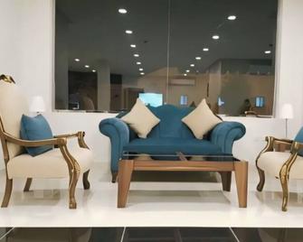 Towlan Al Rawdah - Riyadh - Living room