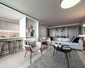 Savoy Residence Monumentalis N&n By Lm&ac Signature - Funchal - Living room