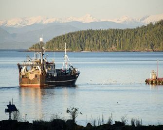 Glen Lyon Inn - Port Hardy