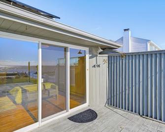 Bayfront Home In Patchogue With Deck And - Patchogue - Balcon