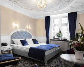 Dwór Prezydencki Boutique Hotel & Spa - Zgłobice - Bedroom