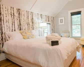 Mahaney Suite Bw Boutique Hotel - Central Lake - Living room